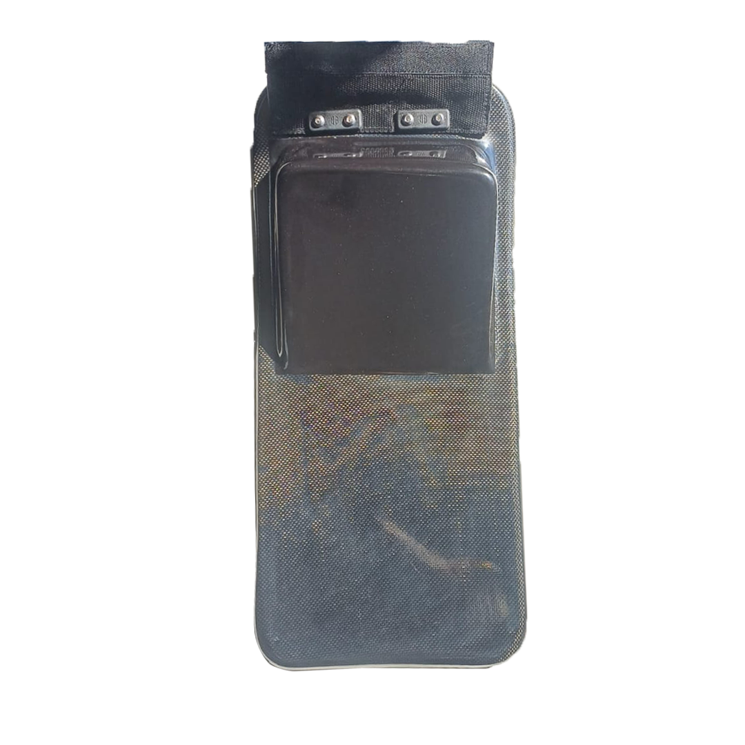 Carbon fibre flushmount lid with velcro